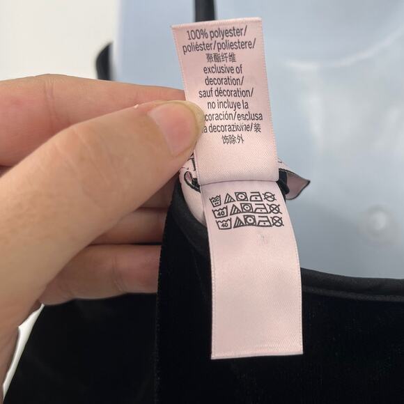 Victoria's Secret Y2K Velvet Flutter Strap Womens Top L Goth Whimsigoth Holiday - Picture 10 of 10